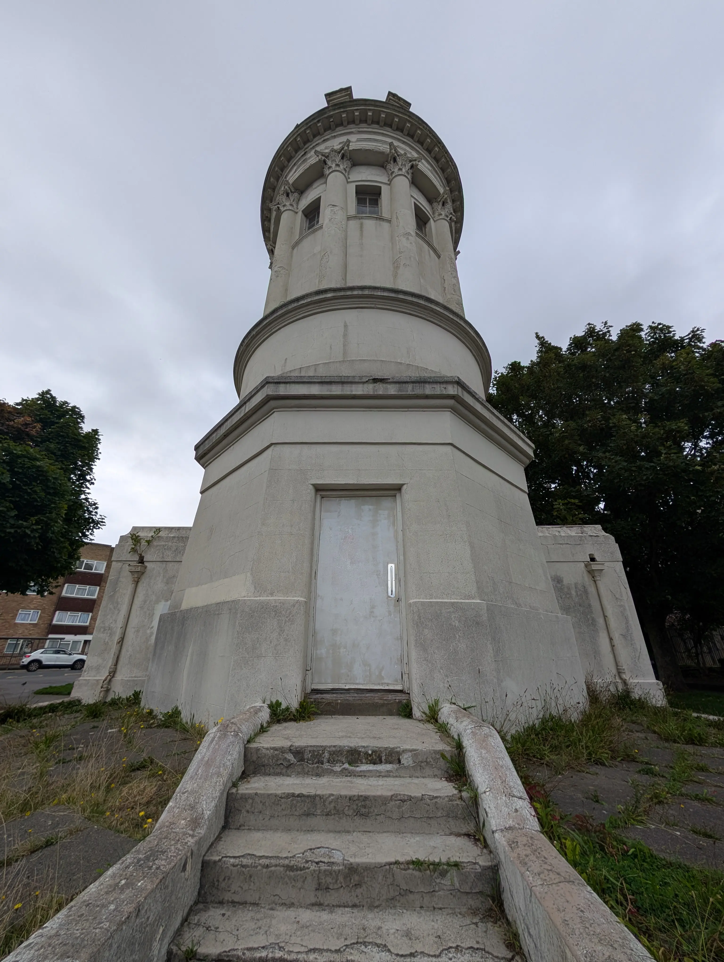 pepper pot tower brighton front door and steps